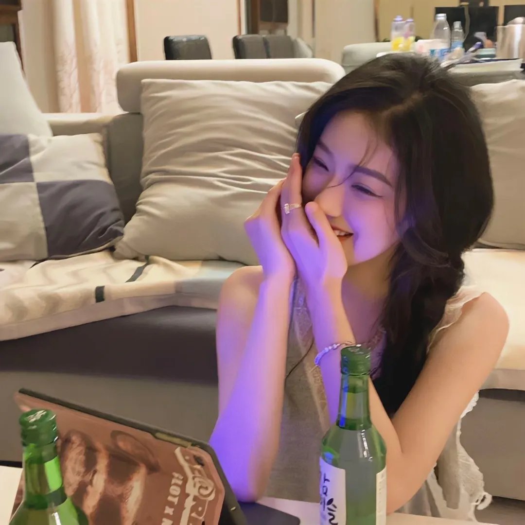 微微一笑很诡异
